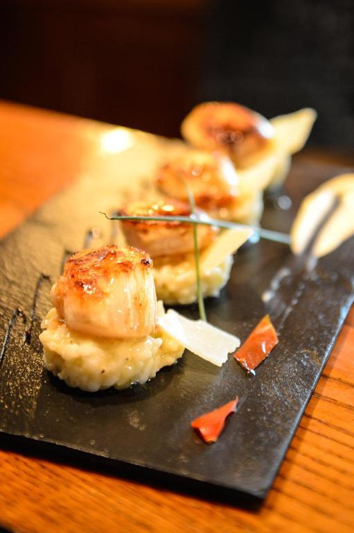Logis Hotel Restaurant De La Poste Le Mêle-sur-Sarthe 외부 사진