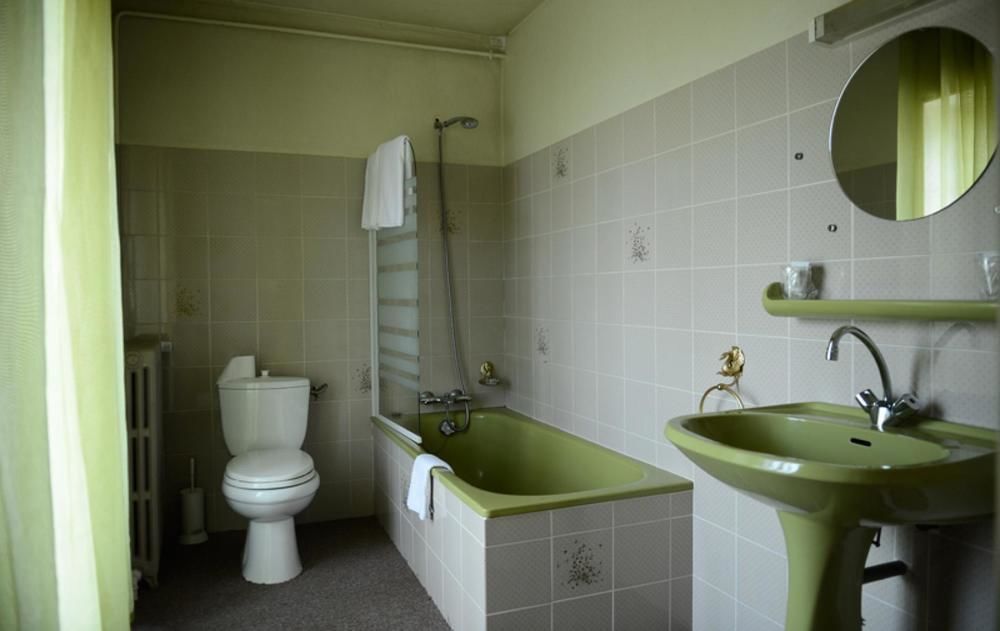 Logis Hotel Restaurant De La Poste Le Mêle-sur-Sarthe 외부 사진