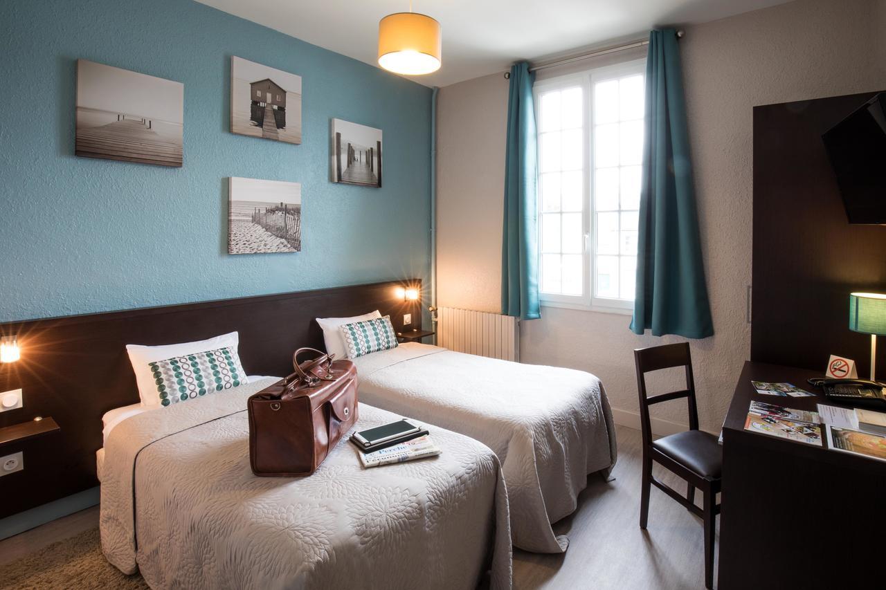 Logis Hotel Restaurant De La Poste Le Mêle-sur-Sarthe 외부 사진