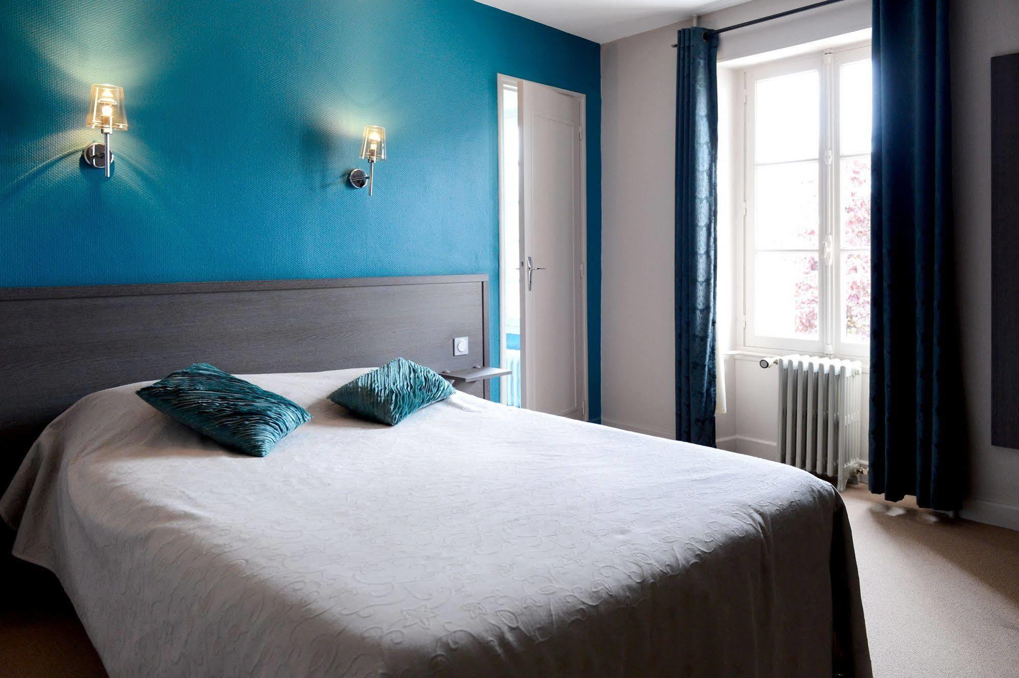 Logis Hotel Restaurant De La Poste Le Mêle-sur-Sarthe 외부 사진