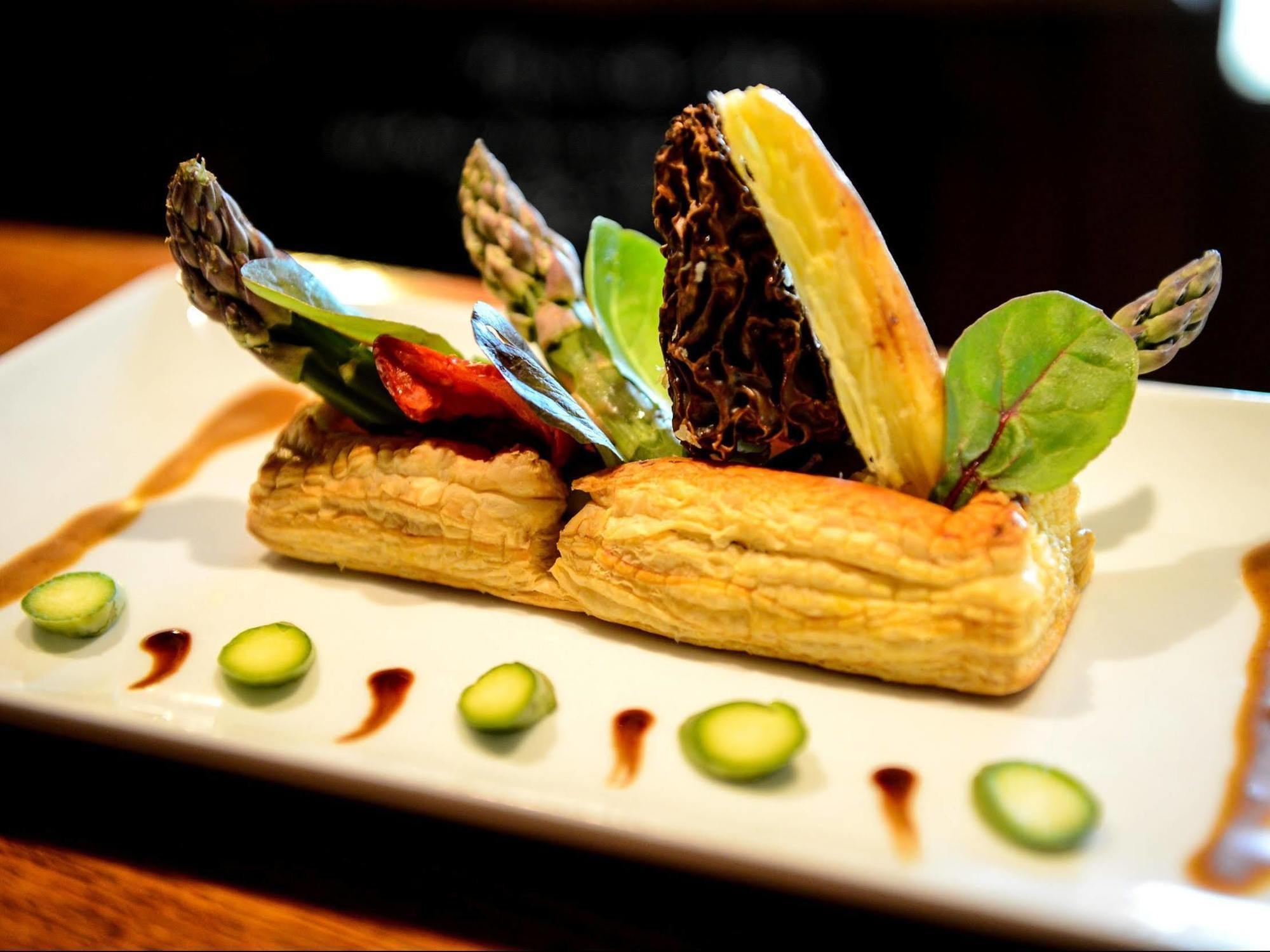 Logis Hotel Restaurant De La Poste Le Mêle-sur-Sarthe 외부 사진