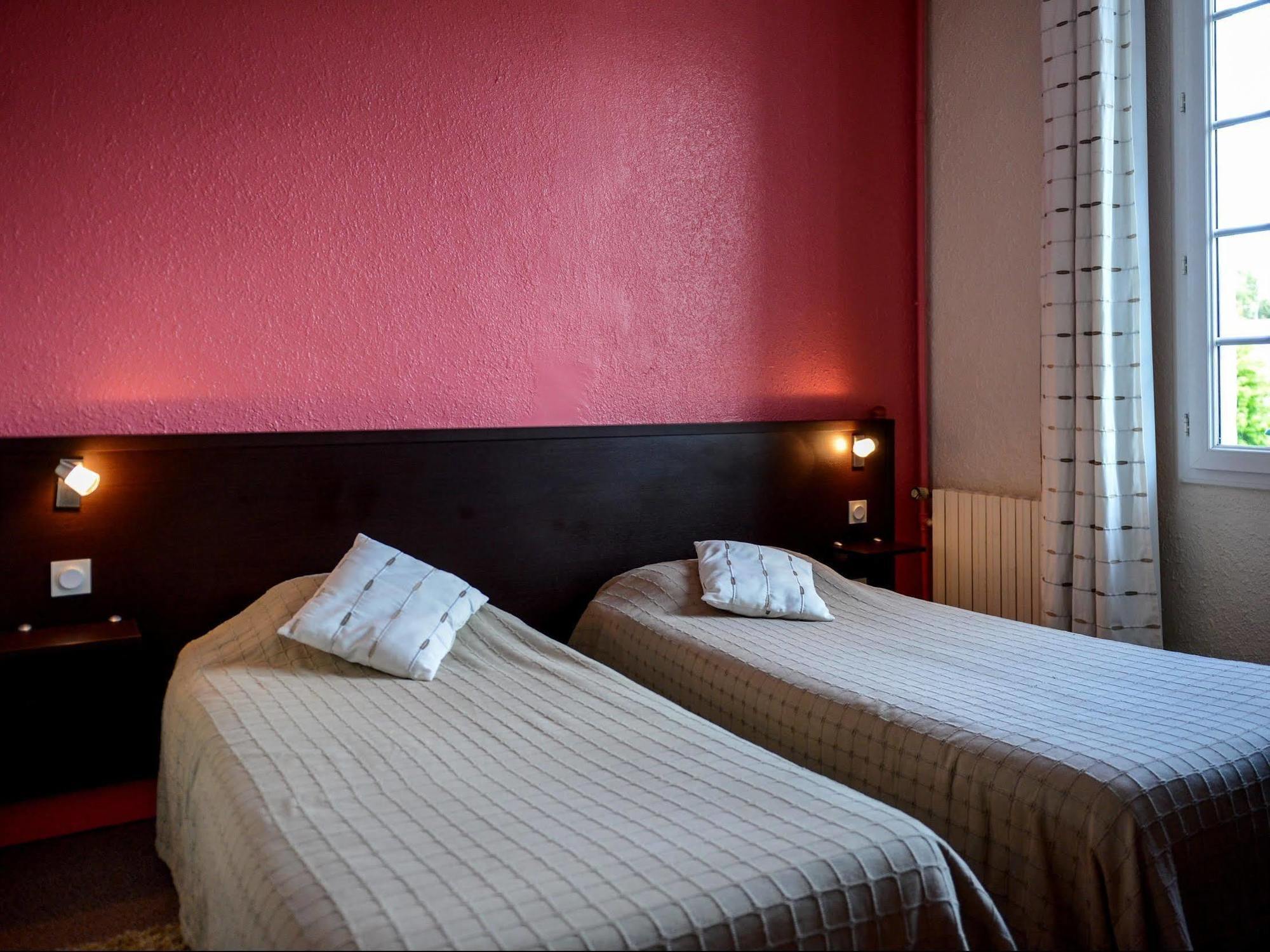 Logis Hotel Restaurant De La Poste Le Mêle-sur-Sarthe 외부 사진