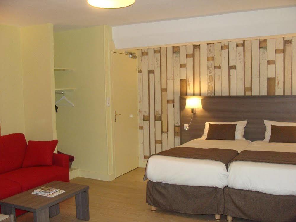 Logis Hotel Restaurant De La Poste Le Mêle-sur-Sarthe 외부 사진