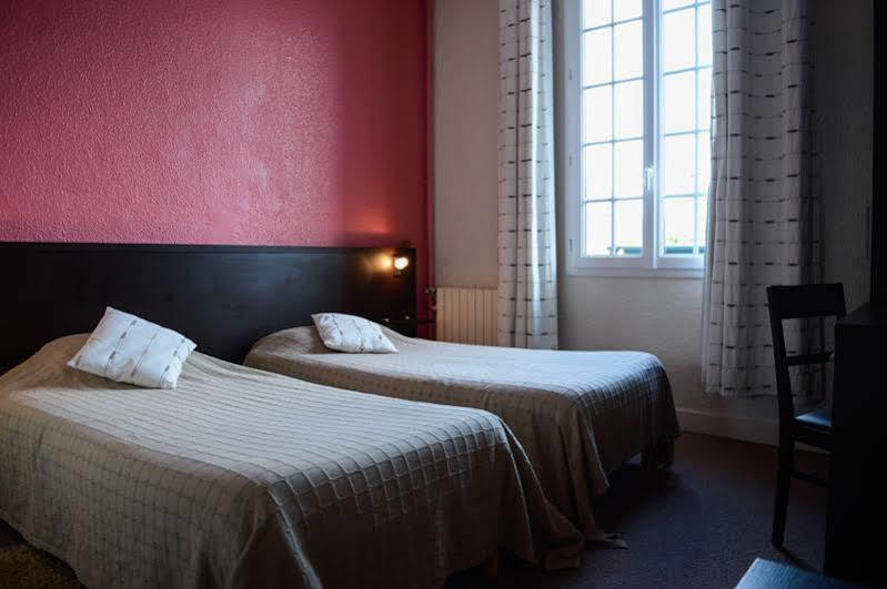 Logis Hotel Restaurant De La Poste Le Mêle-sur-Sarthe 외부 사진